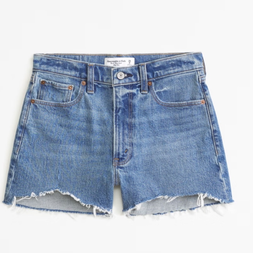 A&F High Rise 4" Mom Short